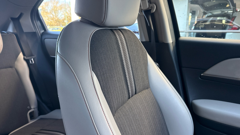 Honda HR-V 1.5 eHEV Advance Style 5dr CVT Hybrid Hatchback